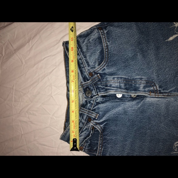 Vintage 501 Levi Cutoff Shorts - Picture 4 of 8